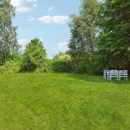 3 Bedroom Gorgeous In Holiday home Dronningmolle